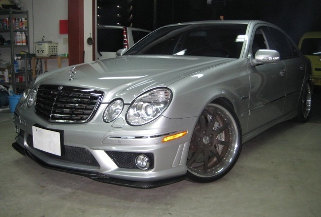 W211 AMG E55 E63ver.